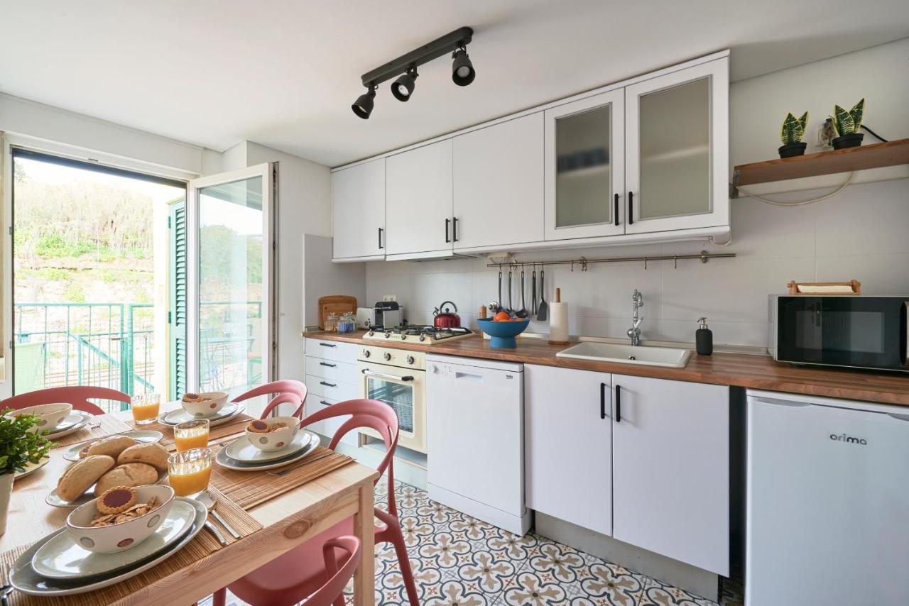 Bright Apt W Balcony, Ac, Parking, By Timecooler Lisboa Extérieur photo