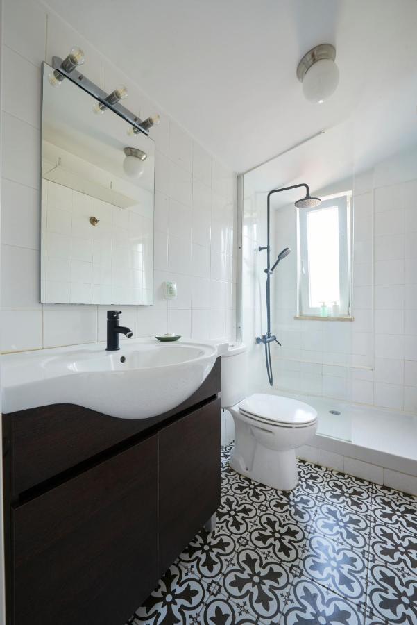 Bright Apt W Balcony, Ac, Parking, By Timecooler Lisboa Extérieur photo